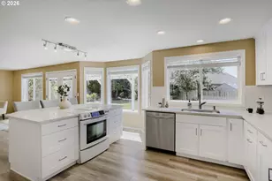 3970 NW 175th Pl, Portland, OR 97229 - Photo 9