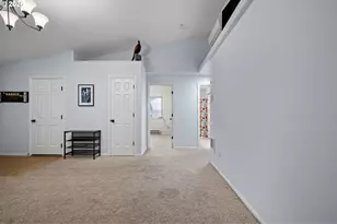 850 E Benjamin Ave, Cottage Grove, OR 97424 - Photo 9