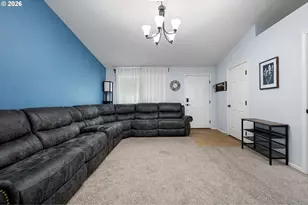 850 E Benjamin Ave, Cottage Grove, OR 97424 - Photo 7