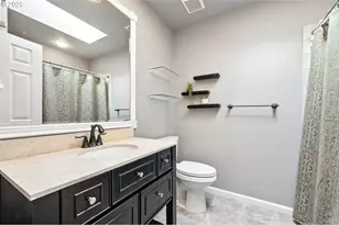 5219 Summit St, West Linn, OR 97068 - Photo 25