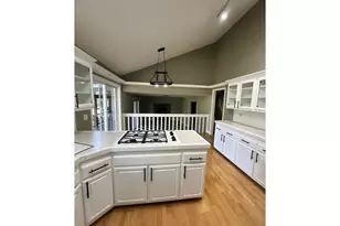 5219 Summit St, West Linn, OR 97068 - Photo 11