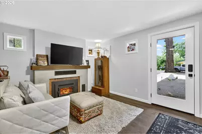 19330 Howell St, Gladstone, OR 97027 - Photo 5