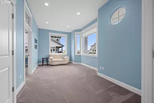 250 Round House Rd, Astoria, OR 97103 - Photo 7