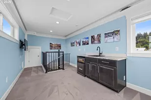 250 Round House Rd, Astoria, OR 97103 - Photo 29