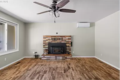 3680 Pine St, North Bend, OR 97459 - Photo 7