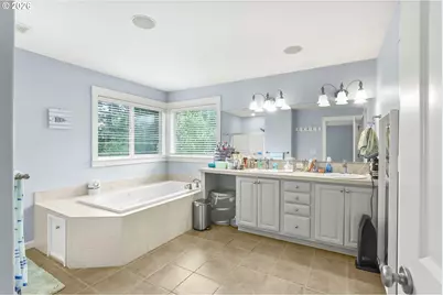 7281 NE Rockridge Pl, Hillsboro, OR 97124 - Photo 33