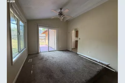 5220 SW Vermont St, Portland, OR 97219 - Photo 11