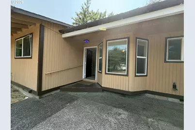 5220 SW Vermont St, Portland, OR 97219 - Photo 5