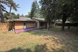 5220 SW Vermont St, Portland, OR 97219 - Photo 3