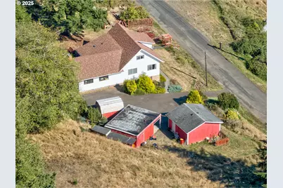 35539 Little Walluski Ln, Astoria, OR 97103 - Photo 37