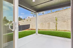 131 W 20th Wy, La Center, WA 98629 - Photo 33