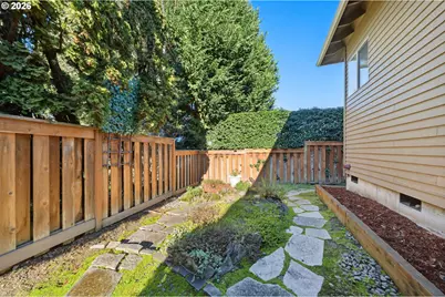 837 NW Waterhouse Ave, Beaverton, OR 97006 - Photo 39