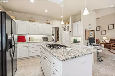 837 NW Waterhouse Ave, Beaverton, OR 97006 - Photo 23