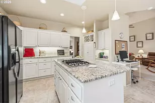 837 NW Waterhouse Ave, Beaverton, OR 97006 - Photo 23