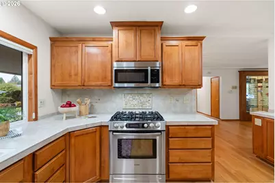 809 NE Delsey Rd, Hillsboro, OR 97124 - Photo 19