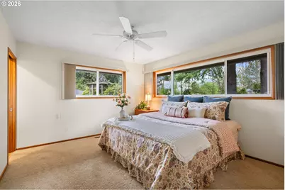 809 NE Delsey Rd, Hillsboro, OR 97124 - Photo 27