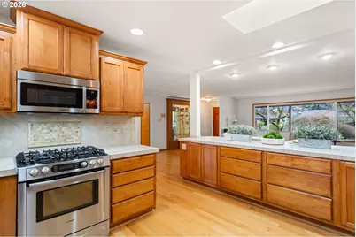 809 NE Delsey Rd, Hillsboro, OR 97124 - Photo 17