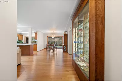 809 NE Delsey Rd, Hillsboro, OR 97124 - Photo 5