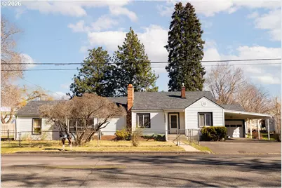 2703 N Spruce St, La Grande, OR 97850 - Photo 1