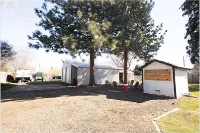 2703 N Spruce St, La Grande, OR 97850 - Photo 33