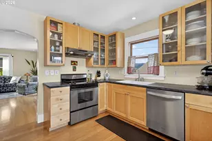 905 Columbia St, Hood River, OR 97031 - Photo 7