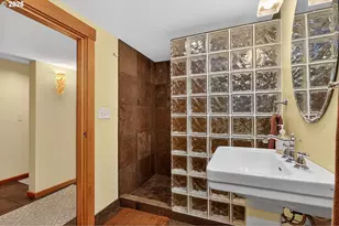 905 Columbia St, Hood River, OR 97031 - Photo 29