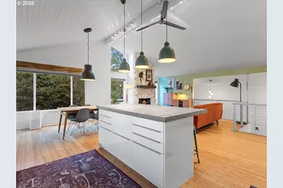 7005 Debbie Ct, Gladstone, OR 97027 - Photo 9