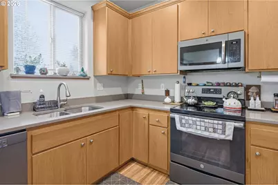 87977 10th St, Veneta, OR 97487 - Photo 11