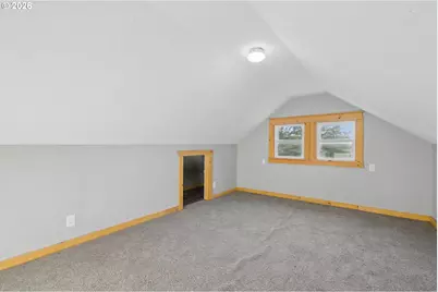 1520 N Maple St, Canby, OR 97013 - Photo 23