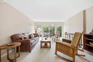 6510 Huntington Circle, Salem, OR 97306 - Photo 9