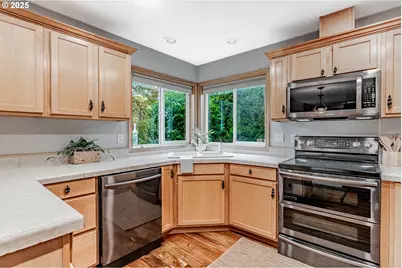 9905 SE Top O Scott St, Happy Valley, OR 97086 - Photo 11