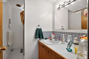 9479 SE Hillcrest Rd, Happy Valley, OR 97086 - Photo 15