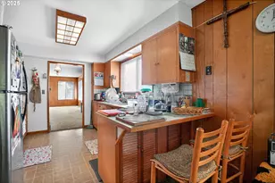 9479 SE Hillcrest Rd, Happy Valley, OR 97086 - Photo 9