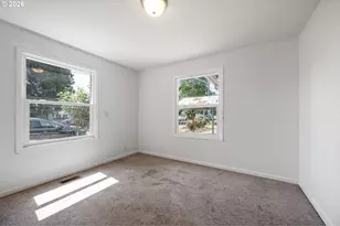 401 Deal St, Junction City, OR 97448 - Photo 11