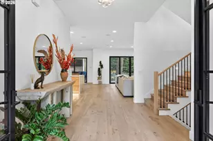 825 Ellis Ave, Lake Oswego, OR 97034 - Photo 3