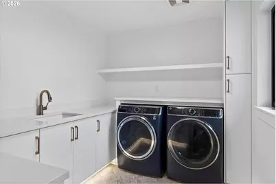 825 Ellis Ave, Lake Oswego, OR 97034 - Photo 21