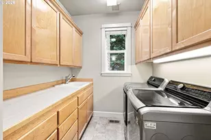 3324 Bentley Ave, Eugene, OR 97405 - Photo 19