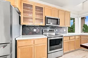 3324 Bentley Ave, Eugene, OR 97405 - Photo 13