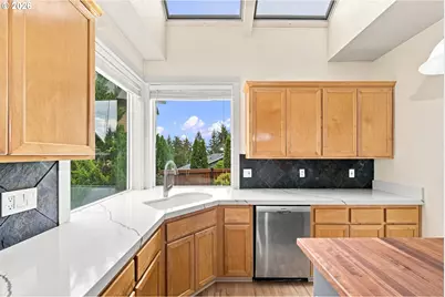 3324 Bentley Ave, Eugene, OR 97405 - Photo 11