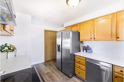 633 Cedar St, Independence, OR 97351 - Photo 13