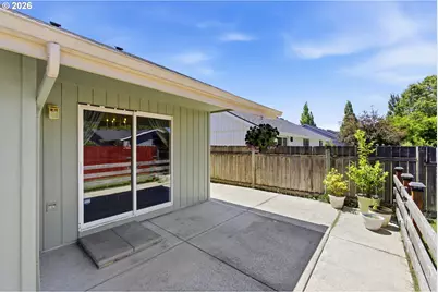 633 Cedar St, Independence, OR 97351 - Photo 27