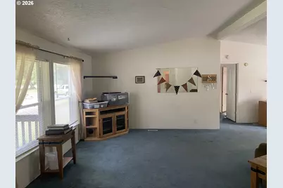 38102 Queens Rd, Marcola, OR 97454 - Photo 13