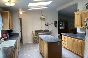 38102 Queens Rd, Marcola, OR 97454 - Photo 23