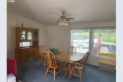 38102 Queens Rd, Marcola, OR 97454 - Photo 15