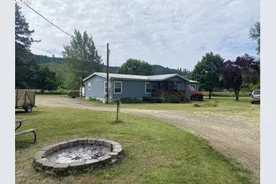 38102 Queens Rd, Marcola, OR 97454 - Photo 5