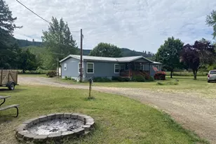 38102 Queens Rd, Marcola, OR 97454 - Photo 5