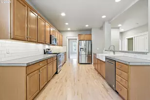 23798 SW Heron Lakes Dr, Sherwood, OR 97140 - Photo 9