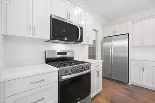 185 SE Jensen Pl, Corvallis, OR 97333 - Photo 11