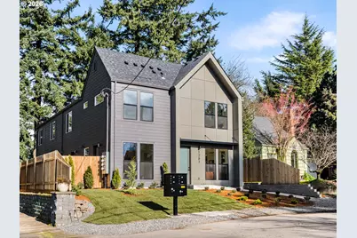 1247 SW Hume Ct, Portland, OR 97219 - Photo 1