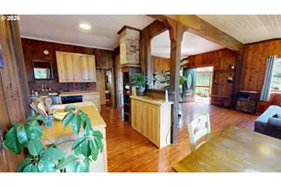 27837 Thimbleberry Rd, Gold Beach, OR 97444 - Photo 13
